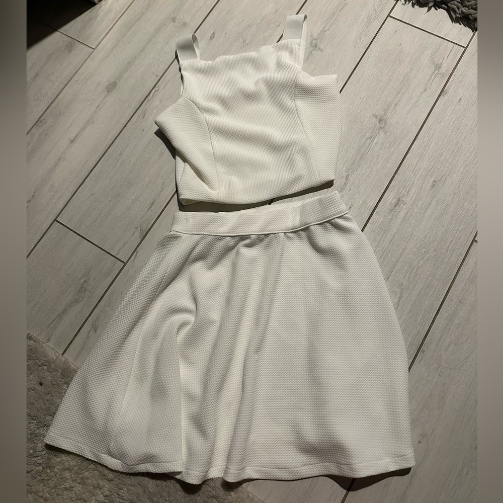 Bought from expensive boutique Kids size Large Perfect condition